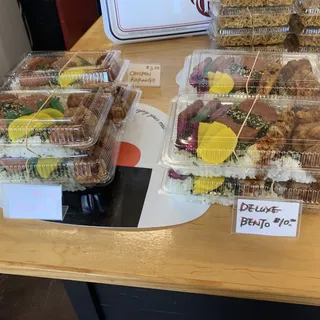 Deluxe Bento