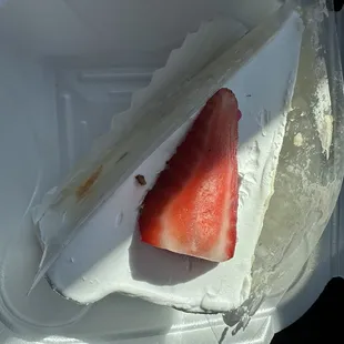 Strawberry &amp; peach filled cream cake