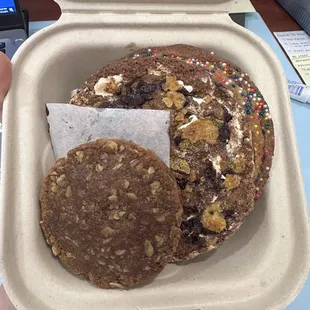 Oatmeal Cremewich (first top cookie)