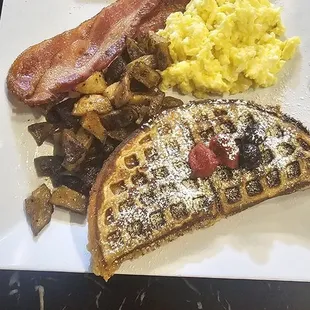 Waffle Big Breakfast