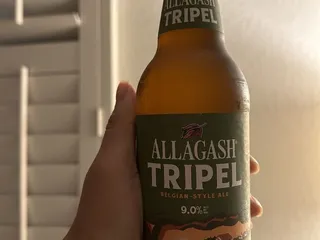 Plaza Bottle Shop