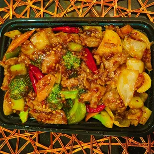 to go - Hunan beef