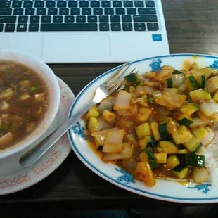 A pathetic hot and sour soup, and shrimp curry.