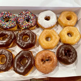 Chocolate glaze, vanilla glaze, glazed, chocolate cake, and strawberry cake