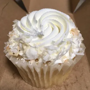 Vegan lemon coconut cupcake