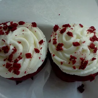 Red-Velvet Cupcake