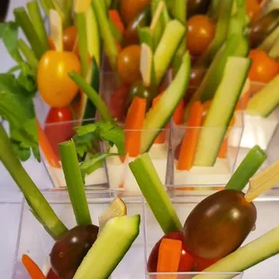 Appetizers-Vegetables w/Ranch Dressing