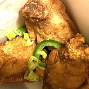 Fried chicken wings - very light, could be a tad tastier.