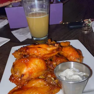 chicken wings, fried chicken wings, poultry, bbq chicken, chicken, chicken wings and fried chicken, food, bbq wings, fried chicken