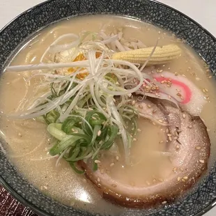 Tonkitsu Ramen