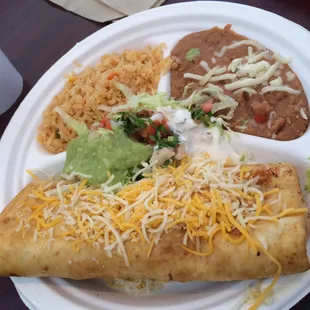 This was the #8 Chimichanga - mine was made with a lot of chicken in it. A small schmear of guacamole. I've yet to try a bowl of guac.