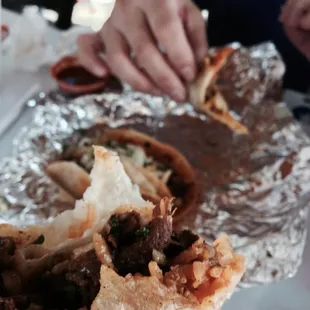 burrito de pastor y dos tacos
