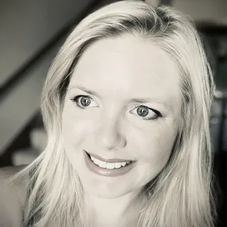 Angie I.
