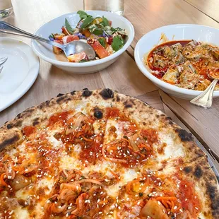 Kimchi Pizza