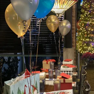 Loved the service and the decor was amazing!