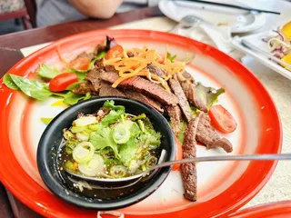 Santi Thai Fusion