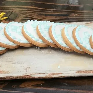 Elegant &amp; not too sweet. One of the few cookies where the dough AND the frosting tasted delicious!
