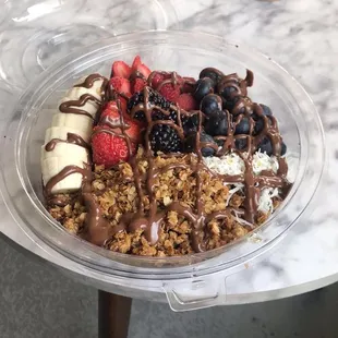 Nutella açaí bowl