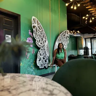 Lovely butterfly chair for your instagramming pleasure