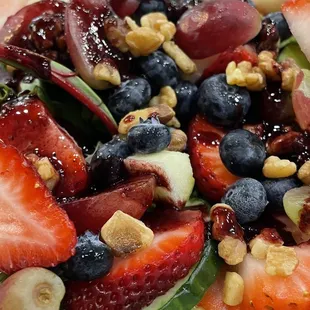 Berry salad (no cheese or meat)