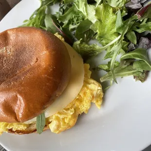 Breakfast sandwich