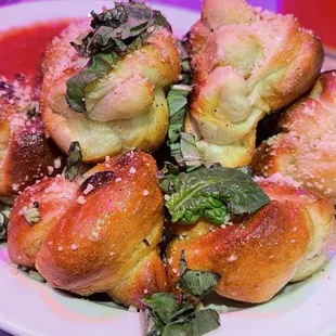 Garlic knots $10