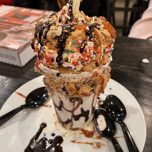 an ice cream sundae