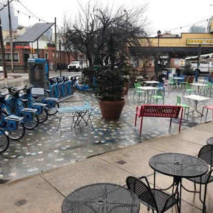 Awesome awesome seating area out front and bikeshare!!