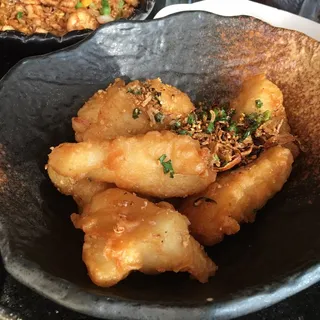 Salt & Pepper Chicken Wings*