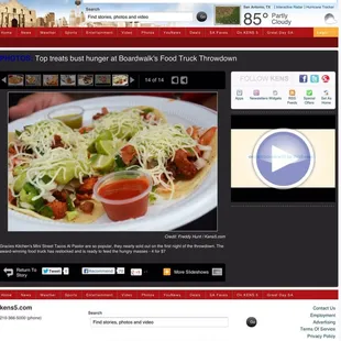 Our famous mini street tacos!