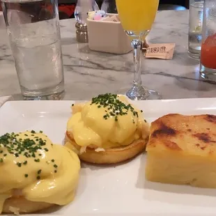 Eggs Benedict