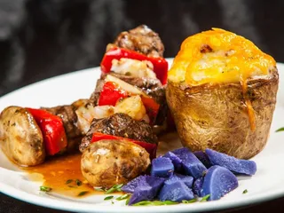 Lee John's Catering
