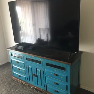 Maple tv unit