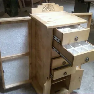 Jewelry chest