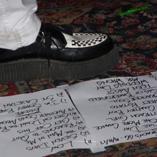 Johnny Hickman&apos;s Supremely Talented And Fashionably Stylish Left Foot And The Play List.