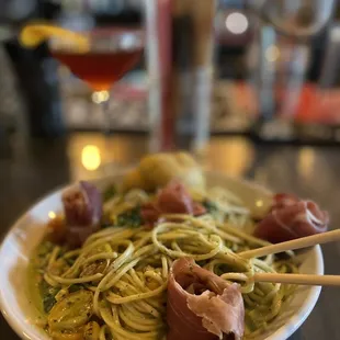 Build a own pasta: spaghetti, creamy pesto, roasted corn, heirloom tomatoes, arugula, chopped broccolini, chicken, prosciutto