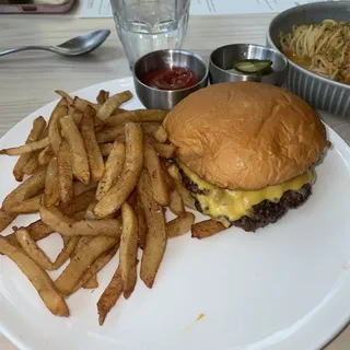 Angus Cheeseburger