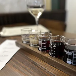 The wine flight... Beakers!