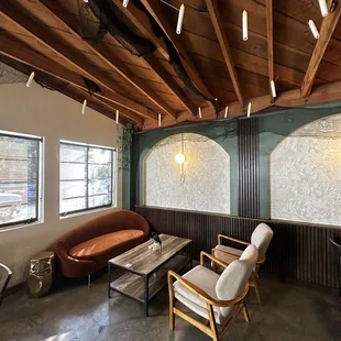 Cozyyyyyyy-est spot in the house.