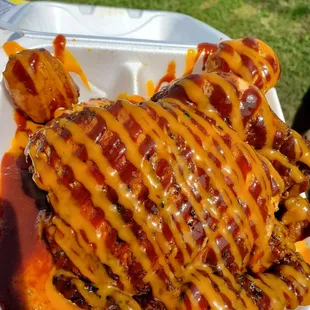 Whole chicken with the fatboy sauce cross