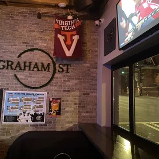 Lower level is more a sports bar, not much happening either