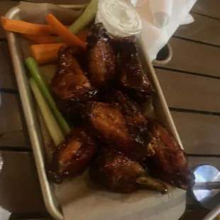 Sexy sauce wings