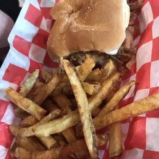 Pulled pork and fries