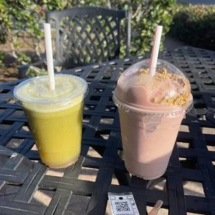 50 shades of green, Strawberry Fields Smoothie added granola &amp; peanut butter