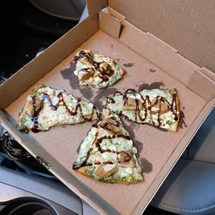 Cauliflower pesto flatbread