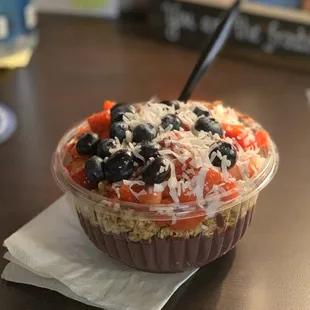 Grain &amp; Berry Açaí Bowl
