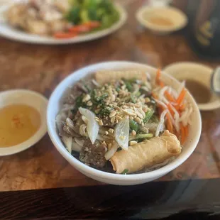 Rice vermicelli salad