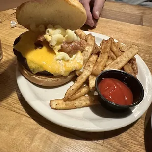 Mac & Cheese Burger