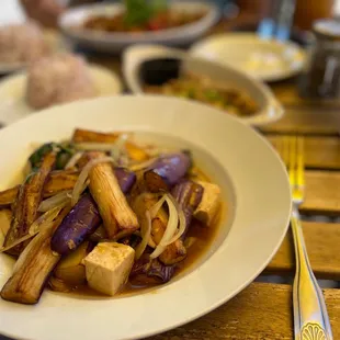 Thai basil eggplant and tofu