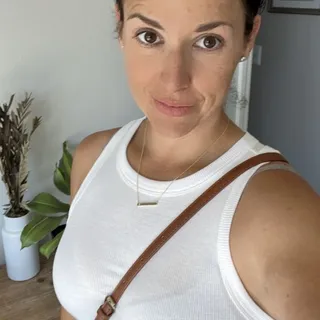 Jennifer R.